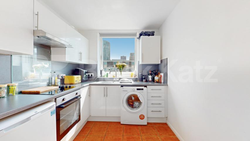 Spacious split level 3 bed mins to tube and Regents Park  Salisbury Street, Marylebone